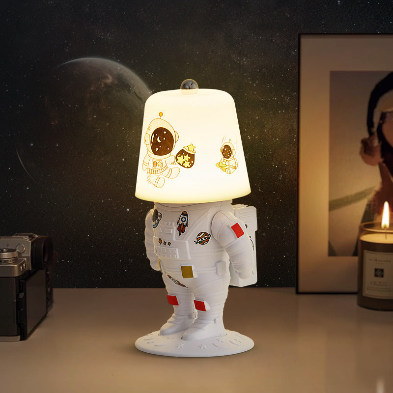 Nattlampa Astronaut Laddbar USB